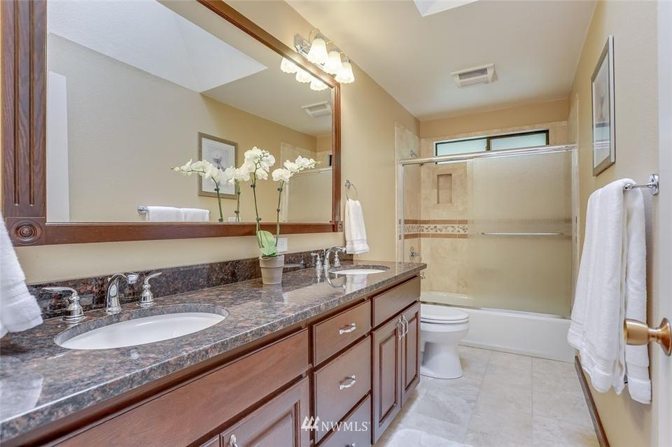  16710 143rd Ave SE, Renton, WA 98058 photo 24