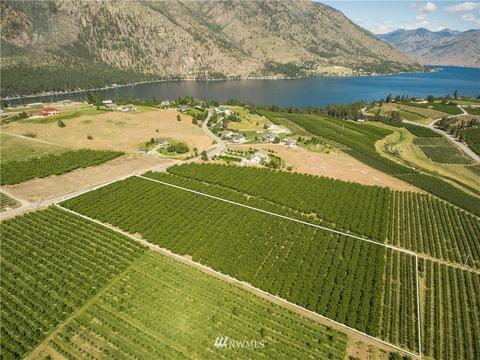 984 Loop Ave, Manson, WA 98831 photo 2