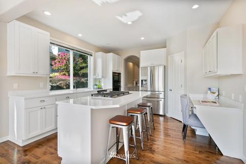 10331 NE 153rd Pl, Bothell, WA 98011 photo 2