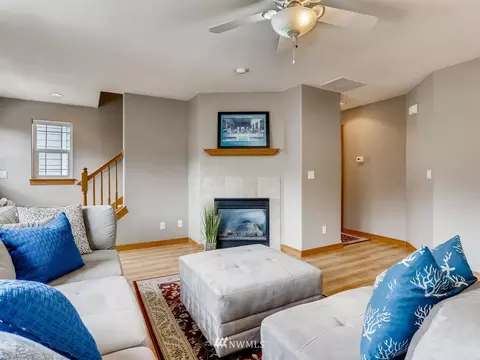 425 46th St SE, Everett, WA 98203 photo 9