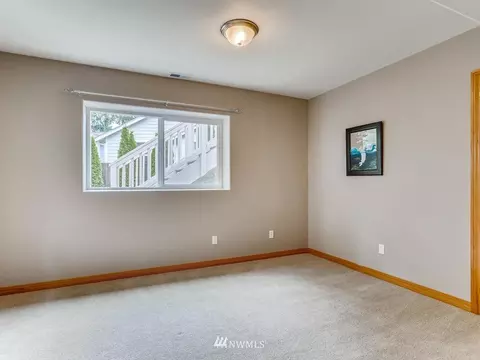 425 46th St SE, Everett, WA 98203 photo 19