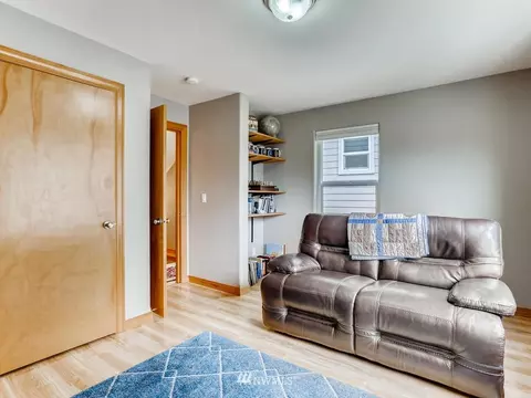425 46th St SE, Everett, WA 98203 photo 17