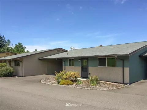 1301 S 3rd St #17B, Sequim, WA 98382 photo 2