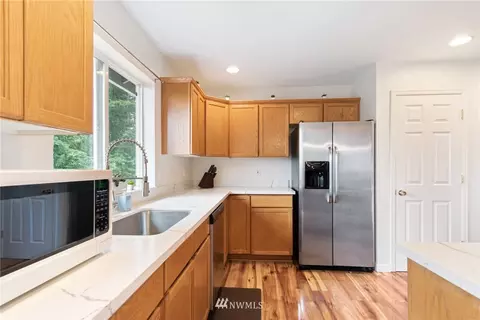 7715 Grant Dr, Everett, WA 98203 photo 6
