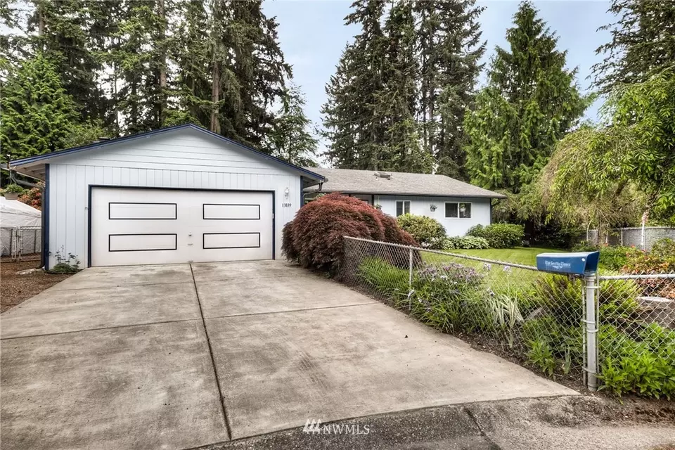  13839 146th Pl SE, Renton, WA 98059 photo 2