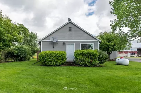 2076 E Badger Rd, Everson, WA 98247 photo 2