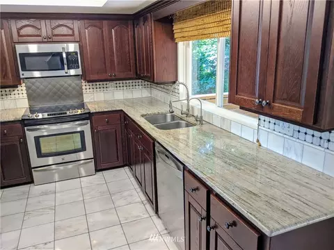 15817 118th Pl NE, Bothell, WA 98011 photo 4