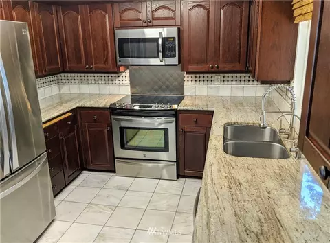 15817 118th Pl NE, Bothell, WA 98011 photo 5