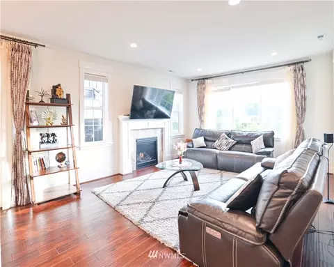 18616 44th Dr SE, Bothell, WA 98012 photo 2