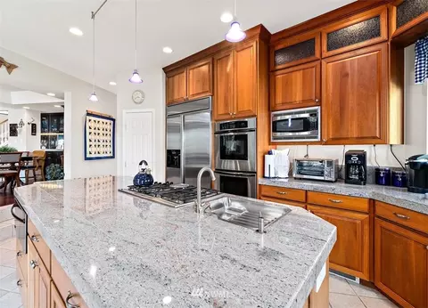 5550 E Grapeview Loop, Allyn, WA 98524 photo 6