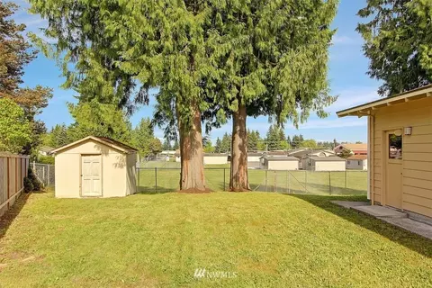 8615 4th Pl SE, Everett, WA 98208 photo 5