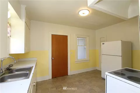 4316 S 3rd Ave, Everett, WA 98201 photo 6