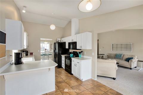 20215 79th Avenue Ct E, Spanaway, WA 98387 photo 6