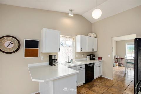 20215 79th Avenue Ct E, Spanaway, WA 98387 photo 8