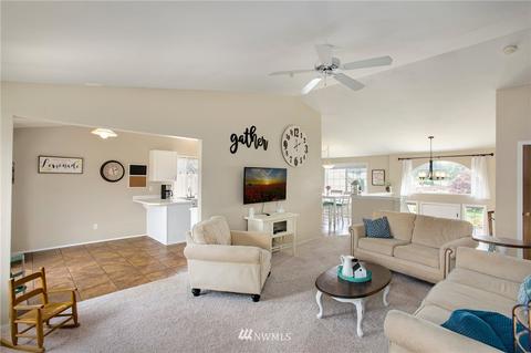 20215 79th Avenue Ct E, Spanaway, WA 98387 photo 5