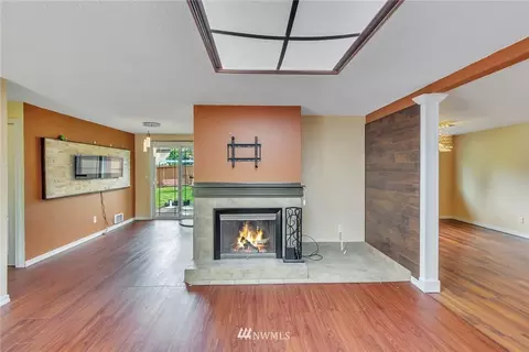 709 204th St SE, Bothell, WA 98012 photo 4