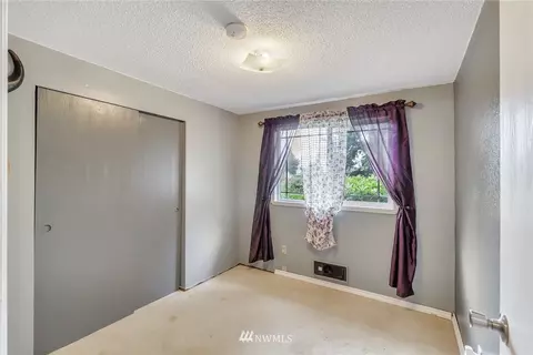 709 204th St SE, Bothell, WA 98012 photo 8