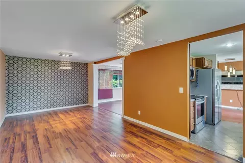 709 204th St SE, Bothell, WA 98012 photo 5