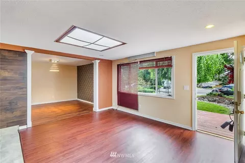 709 204th St SE, Bothell, WA 98012 photo 3
