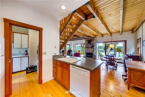 23 E Robbins Rd, Grapeview, WA 98546 photo 19