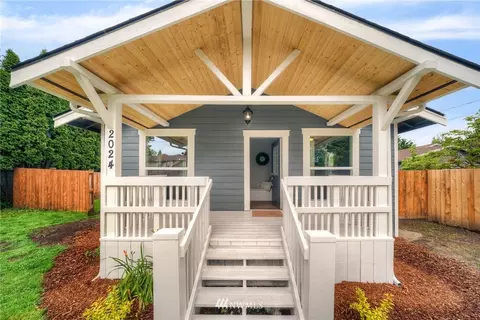 2024 Fell St, Enumclaw, WA 98022 photo 2