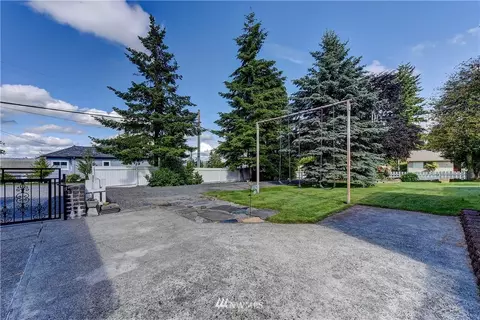 1225 E Casino Rd, Everett, WA 98203 photo 20