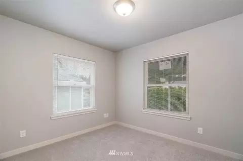 702 Myrtine St, Enumclaw, WA 98022 photo 14