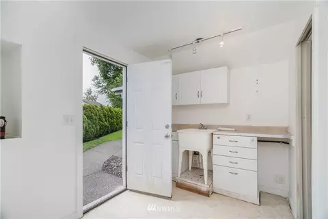 702 Myrtine St, Enumclaw, WA 98022 photo 15