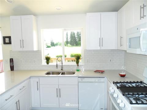 9706 Sharon Dr, Everett, WA 98204 photo 5