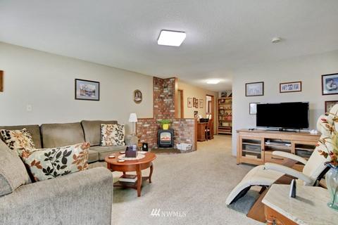 2367 Mchugh Ave, Enumclaw, WA 98022 photo 5