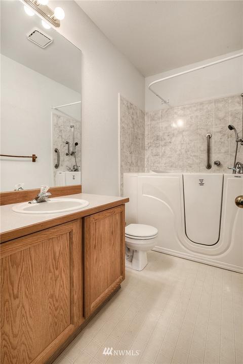 21602 43rd Avenue Ct E, Spanaway, WA 98387 photo 15