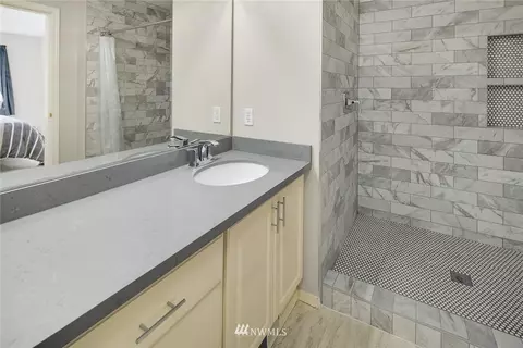 21608 9th Ave SE #B 101, Bothell, WA 98021 photo 14