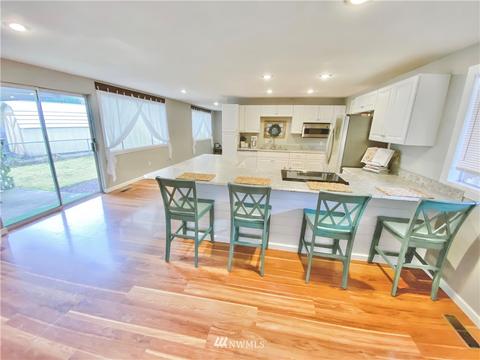 724 Harmony Ln, Enumclaw, WA 98022 photo 9