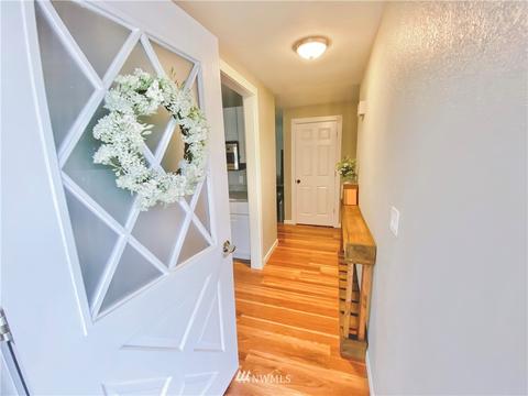 724 Harmony Ln, Enumclaw, WA 98022 photo 3