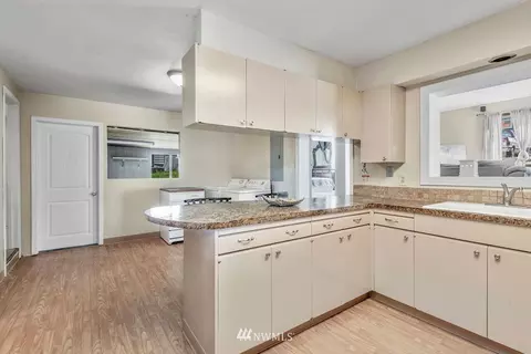 8 Burdick Pl, Longview, WA 98632 photo 11