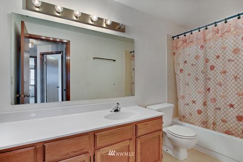 15812 66th St E, Sumner, WA 98390 photo 19