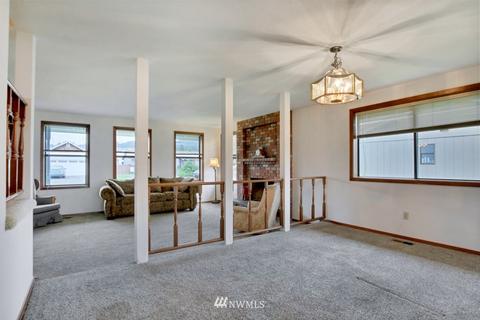 15812 66th St E, Sumner, WA 98390 photo 8