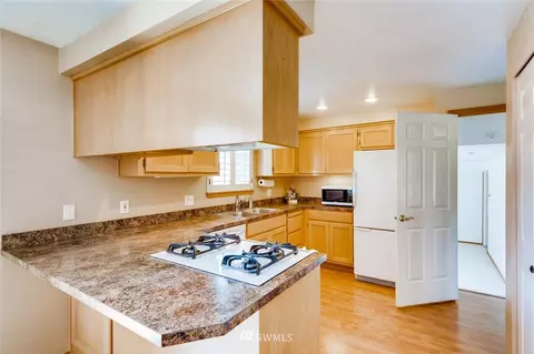310 216th St SW, Bothell, WA 98021 photo 5