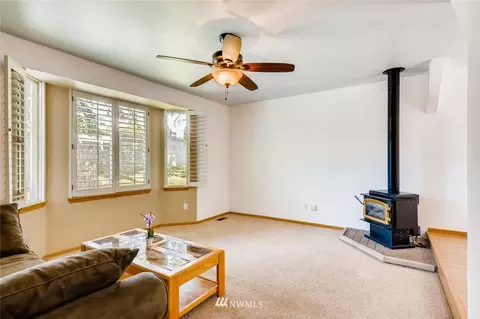 310 216th St SW, Bothell, WA 98021 photo 8