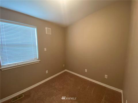 404 Willow St SW, Orting, WA 98360 photo 5