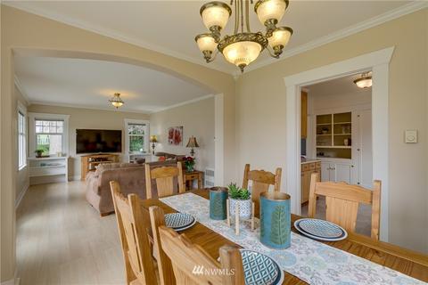 2017 60th St SE, Everett, WA 98203 photo 5
