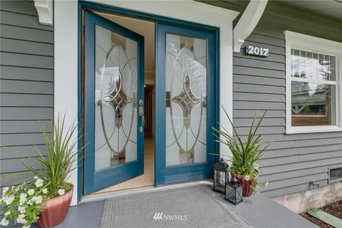 2017 60th St SE, Everett, WA 98203 photo 2