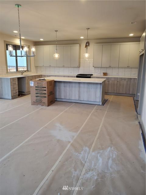 2656 Terry Ct, Enumclaw, WA 98022 photo 4