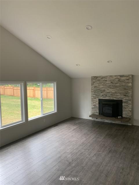 223 187th St S, Spanaway, WA 98387 photo 6