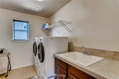 9 233rd Pl SE, Bothell, WA 98021 photo 29