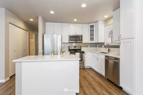 111 Alder St, Everett, WA 98203 photo 8