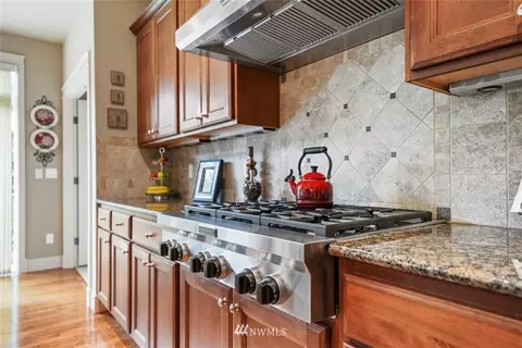 18414 36th Dr SE, Bothell, WA 98012 photo 10
