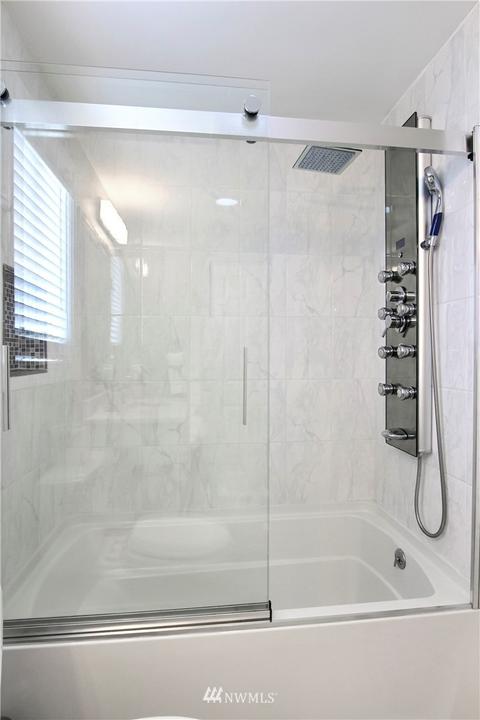 21928 8th Pl W, Bothell, WA 98021 photo 17