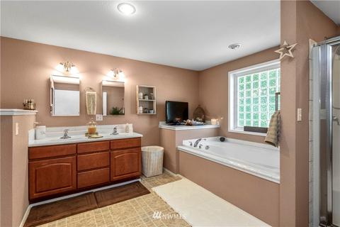 135 Valley Meadows Loop, Chehalis, WA 98532 photo 13