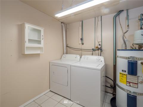 10527 NE 198th St, Bothell, WA 98011 photo 17